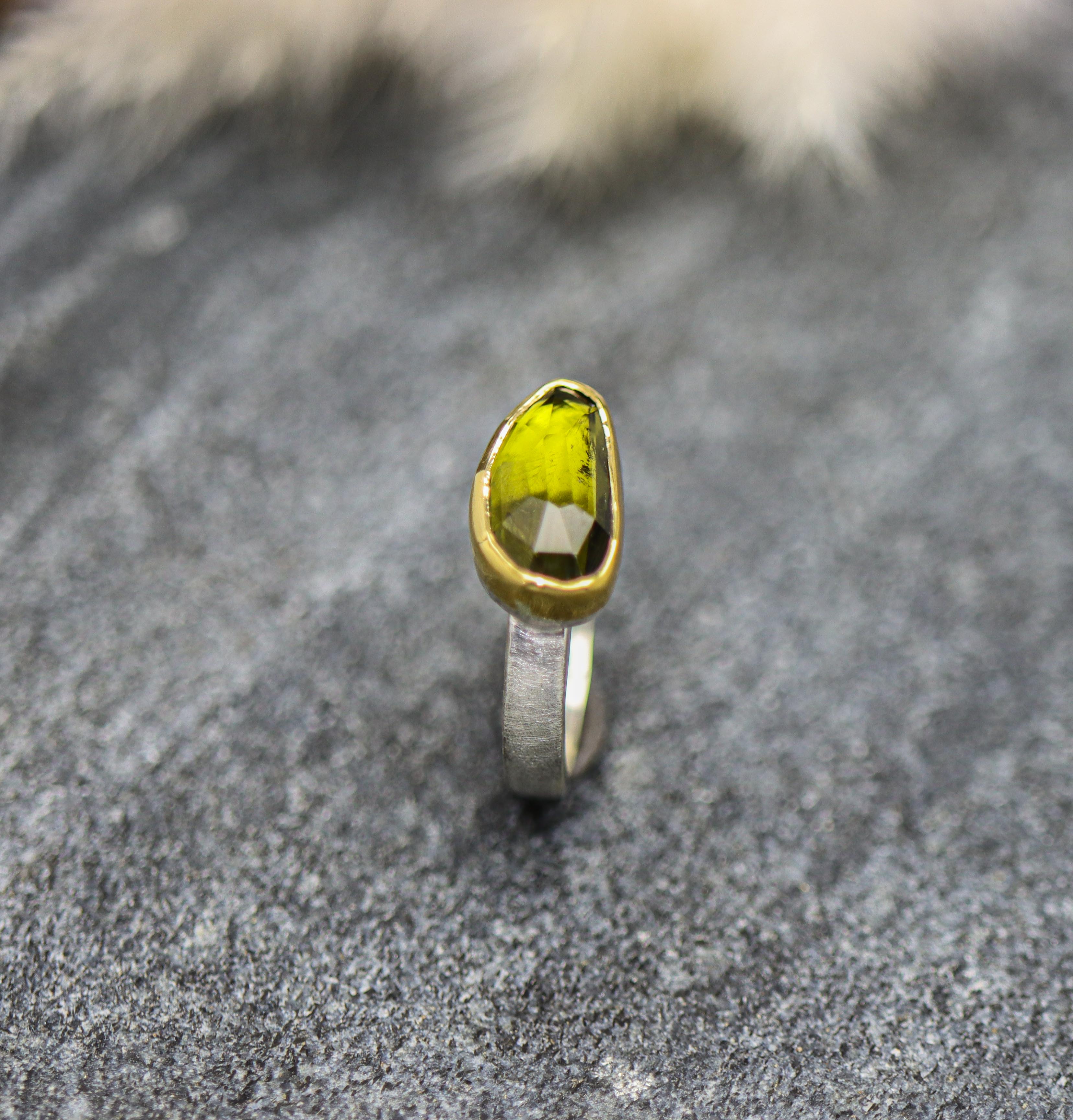 Green Tourmaline Sterling Silver and 22k Gold Ring Size 7.25